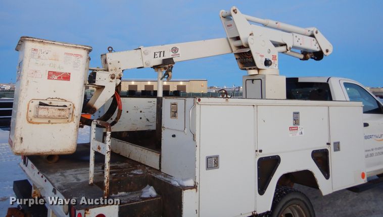 image for item KS9346 2013 Dodge Ram 5500HD  bucket truck