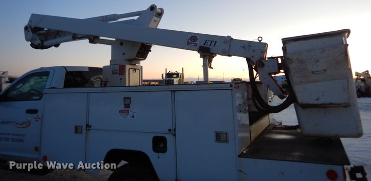 image for item KS9346 2013 Dodge Ram 5500HD  bucket truck