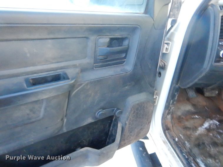 image for item KS9346 2013 Dodge Ram 5500HD  bucket truck