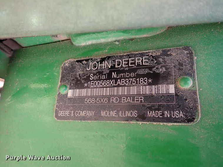 image for item DC4104 2011 John Deere 568  round baler
