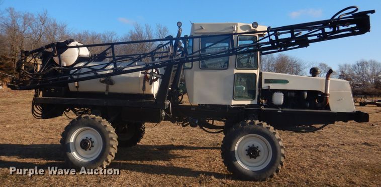 image for item DE7508 Willmar 6200 Xplorer  sprayer