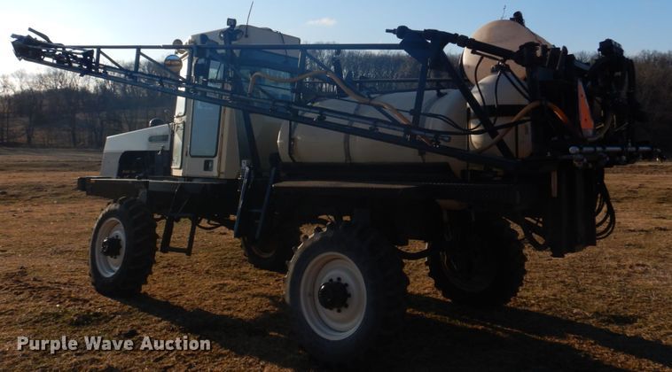 image for item DE7508 Willmar 6200 Xplorer  sprayer