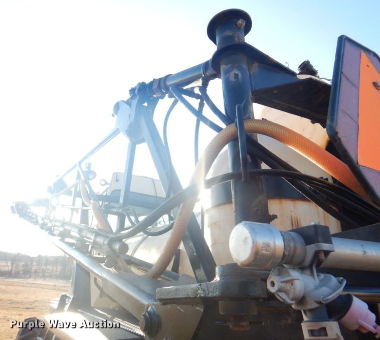 image for item DE7508 Willmar 6200 Xplorer  sprayer