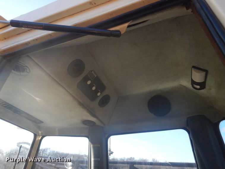 image for item DE7508 Willmar 6200 Xplorer  sprayer