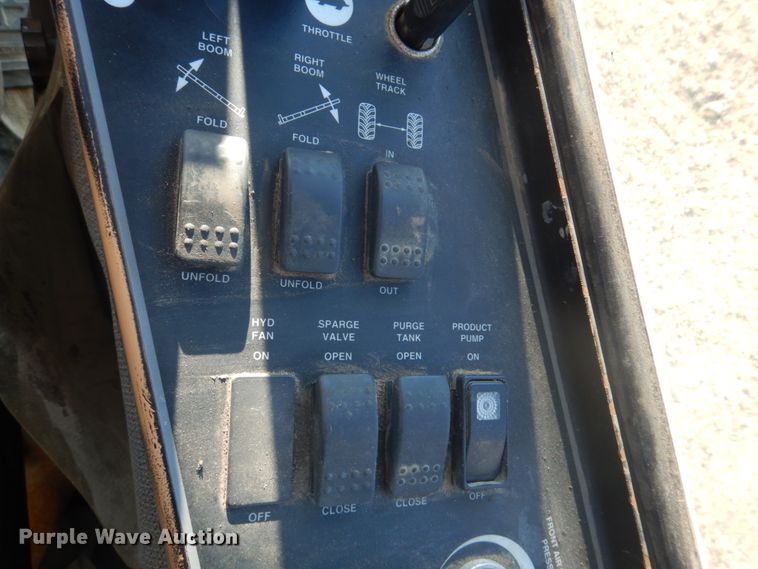 image for item DE7508 Willmar 6200 Xplorer  sprayer