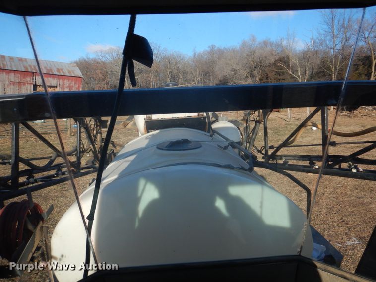 image for item DE7508 Willmar 6200 Xplorer  sprayer