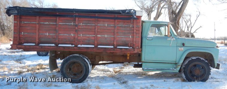 image for item DH8856 1966 Chevrolet C60  grain truck