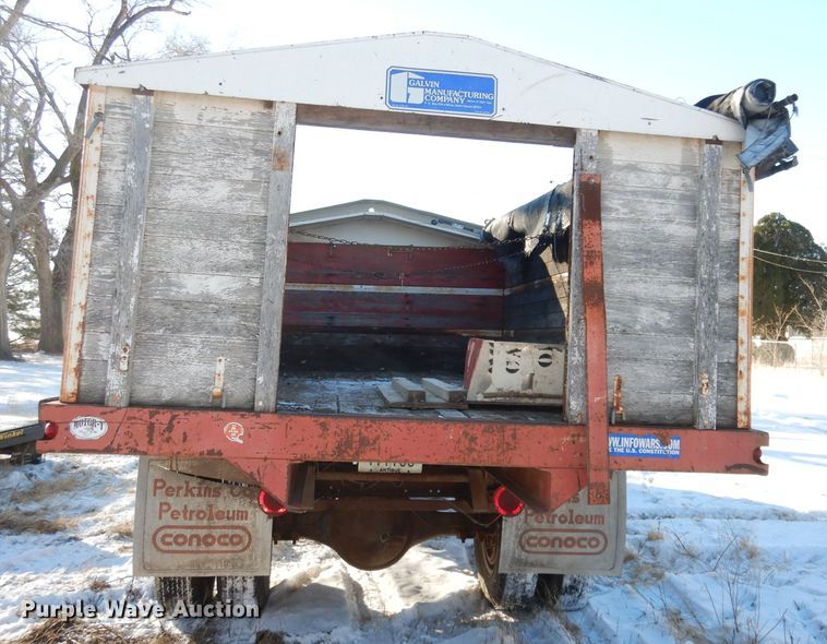 image for item DH8856 1966 Chevrolet C60  grain truck