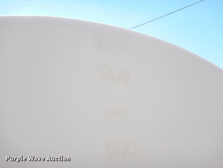 image for item DH8858 Wylie  nurse tank trailer