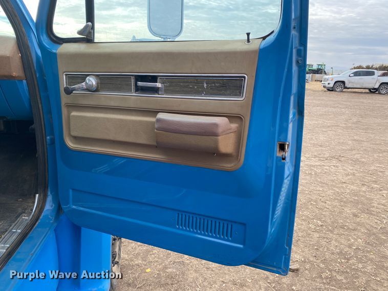 image for item DL1481 1973 Chevrolet C65  grain truck