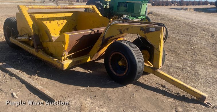 image for item DL1483 600D76 scraper