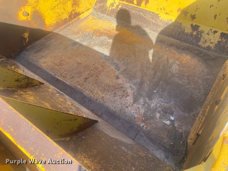 image for item DL1483 600D76 scraper