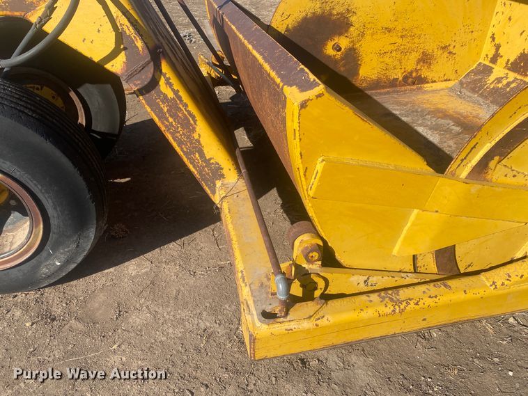 image for item DL1483 600D76 scraper