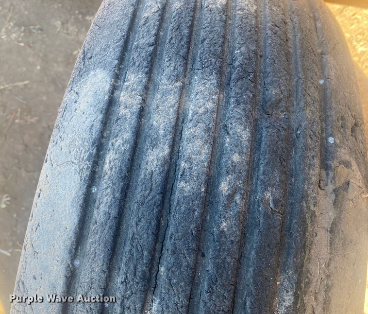 image for item DL1483 600D76 scraper