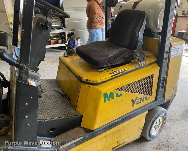 image for item DL1490 Yale  GLC050TFNUAE084 forklift