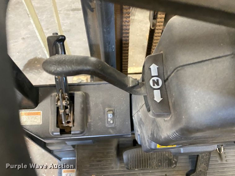 image for item DL1490 Yale  GLC050TFNUAE084 forklift