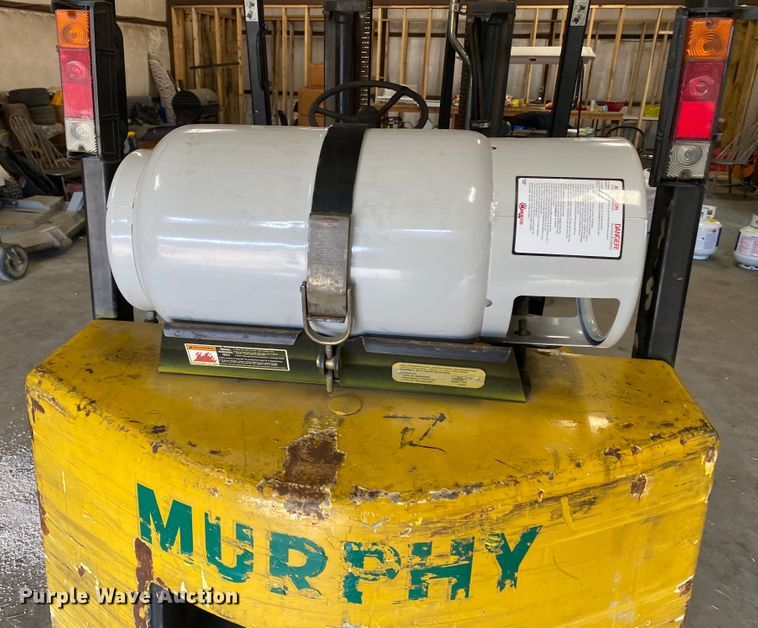 image for item DL1490 Yale  GLC050TFNUAE084 forklift