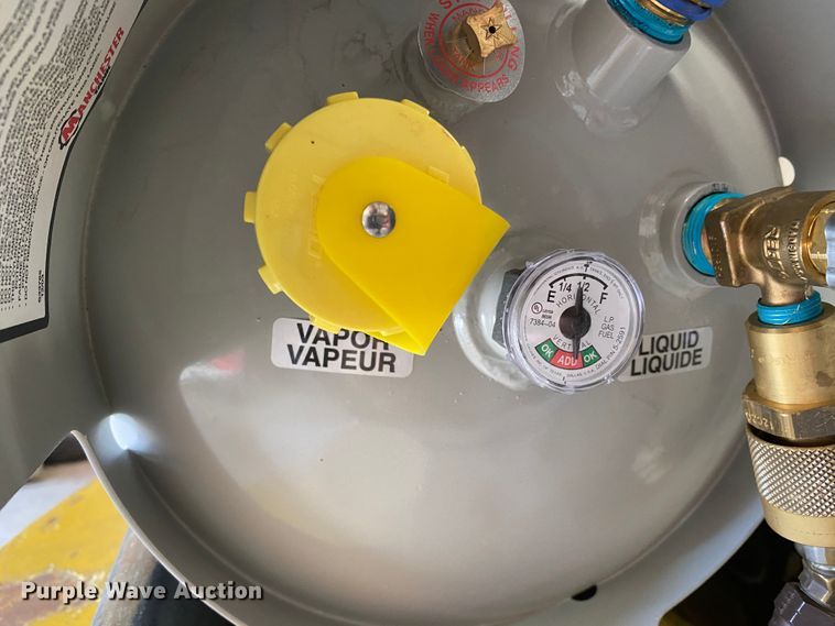 image for item DL1490 Yale  GLC050TFNUAE084 forklift