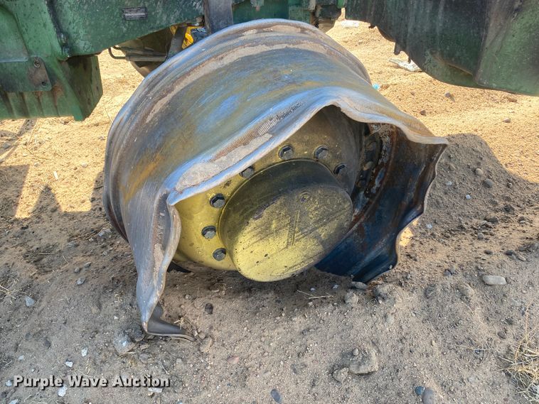 image for item DL1496 2014 John Deere 8235R  MFWD tractor