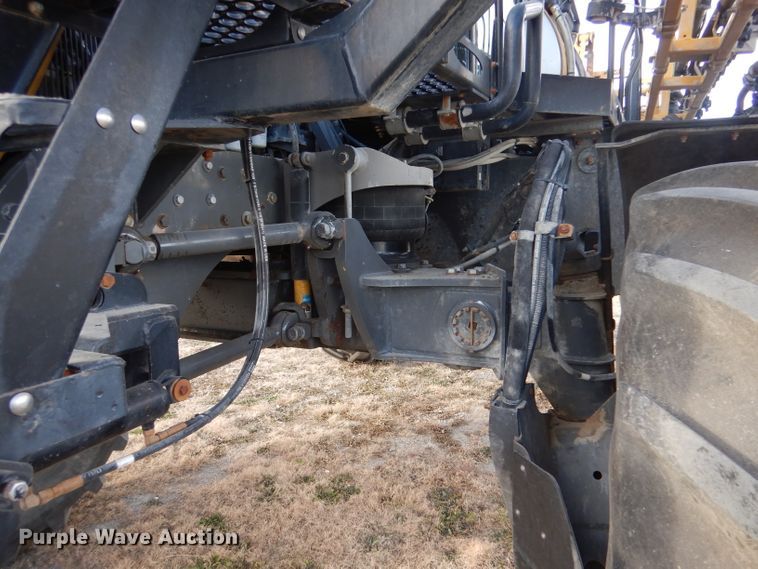 image for item DL3504 2012 AGCO RoGator RG1100  sprayer