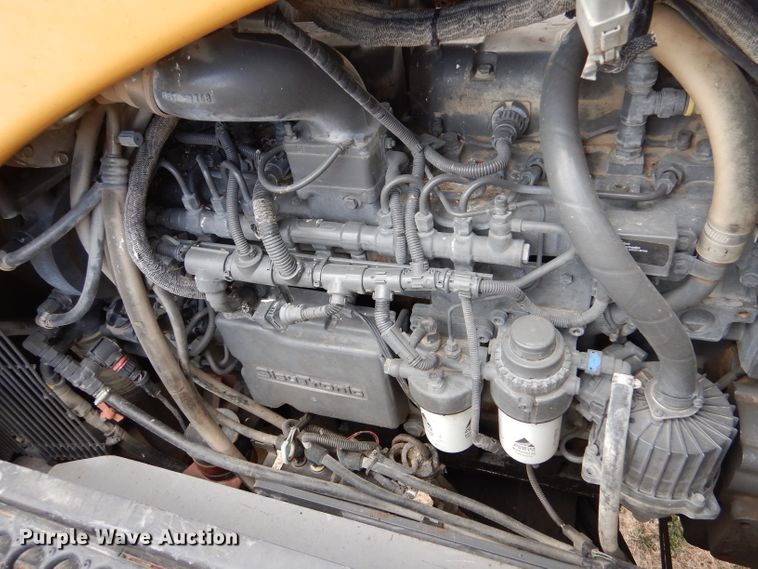 image for item DL3504 2012 AGCO RoGator RG1100  sprayer