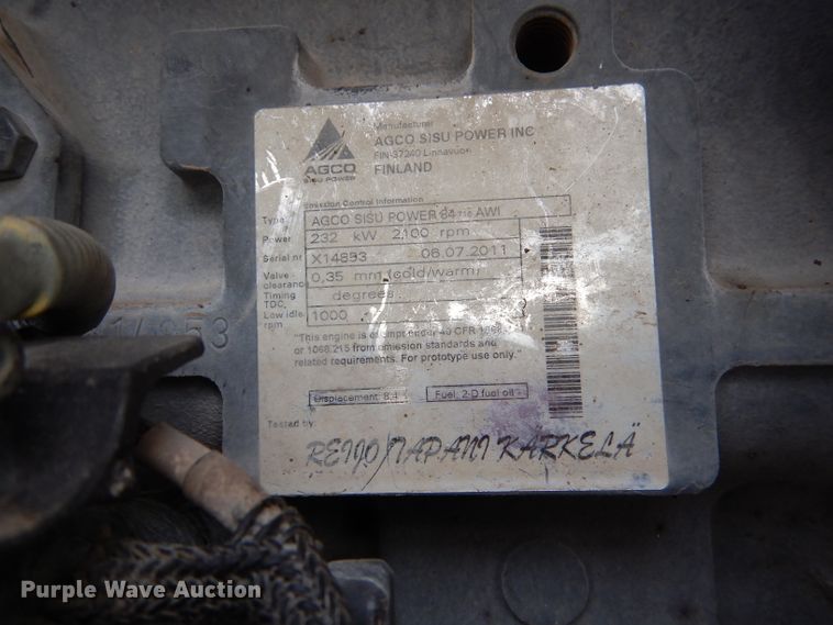 image for item DL3504 2012 AGCO RoGator RG1100  sprayer