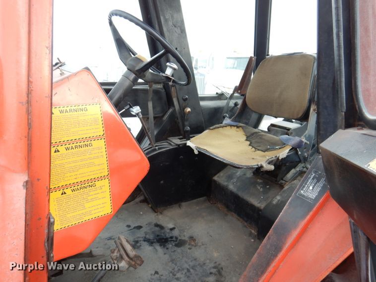 image for item DL5916 Allis Chalmers 7000  tractor