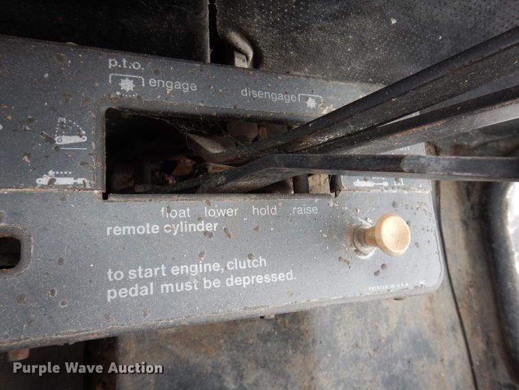 image for item DL5916 Allis Chalmers 7000  tractor