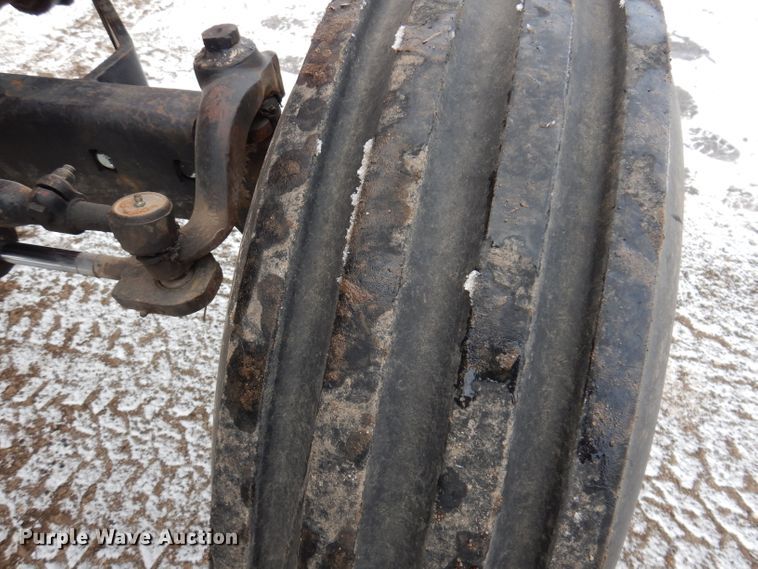 image for item DL5916 Allis Chalmers 7000  tractor