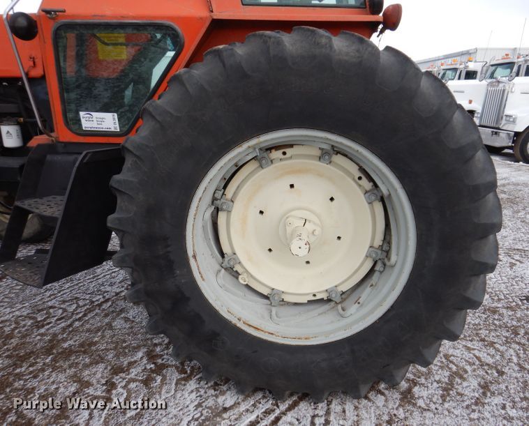 image for item DL5916 Allis Chalmers 7000  tractor