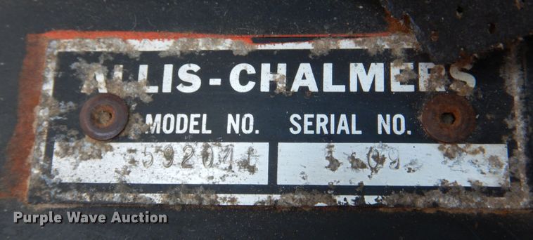 image for item DL5916 Allis Chalmers 7000  tractor