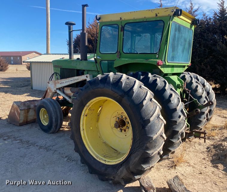 image for item DM8250 1971 John Deere 4620  tractor