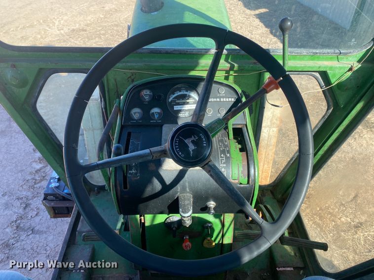 image for item DM8250 1971 John Deere 4620  tractor