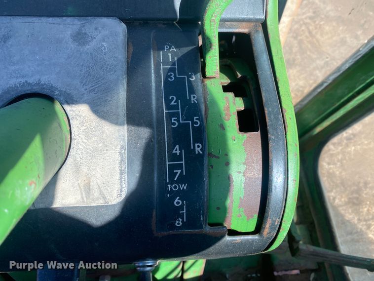 image for item DM8250 1971 John Deere 4620  tractor