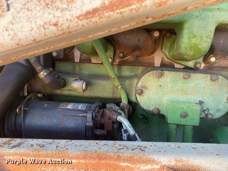 image for item DM8250 1971 John Deere 4620  tractor