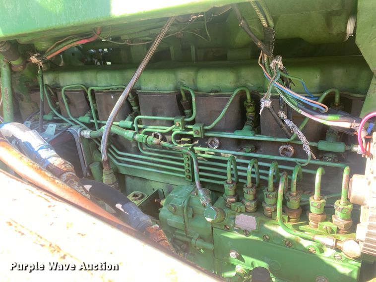 image for item DM8250 1971 John Deere 4620  tractor