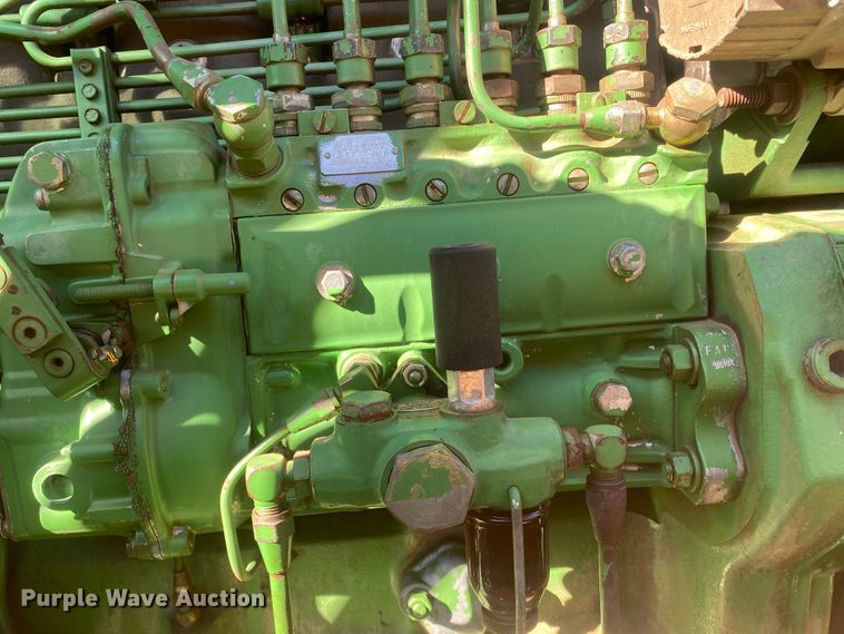 image for item DM8250 1971 John Deere 4620  tractor