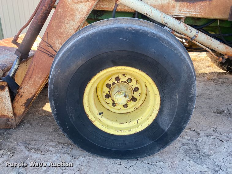 image for item DM8250 1971 John Deere 4620  tractor