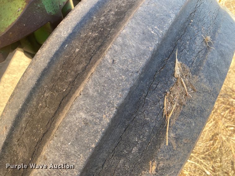 image for item DM8250 1971 John Deere 4620  tractor