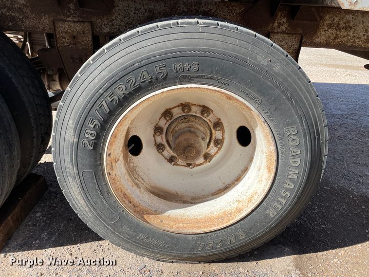 image for item DN0091 1986 Timpte  grain trailer