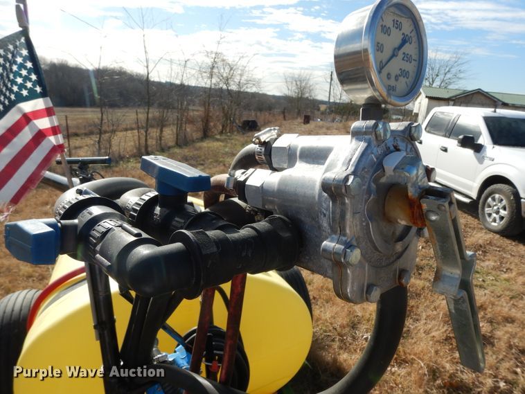 image for item EY9775 Ag Spray TR300E  turf sprayer