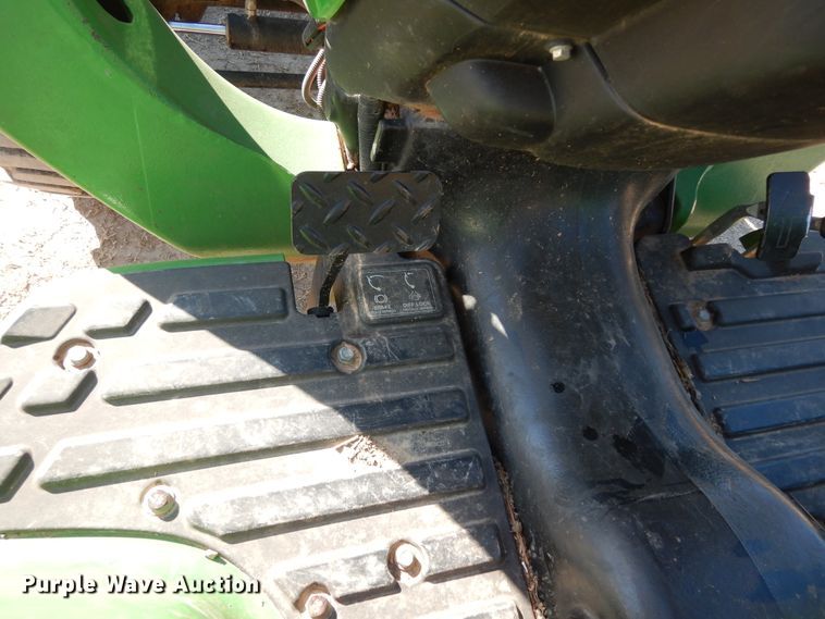 image for item EY9780 2016 John Deere 3032E  MFWD tractor