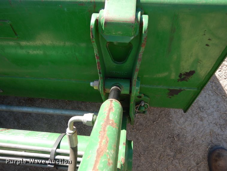 image for item EY9780 2016 John Deere 3032E  MFWD tractor