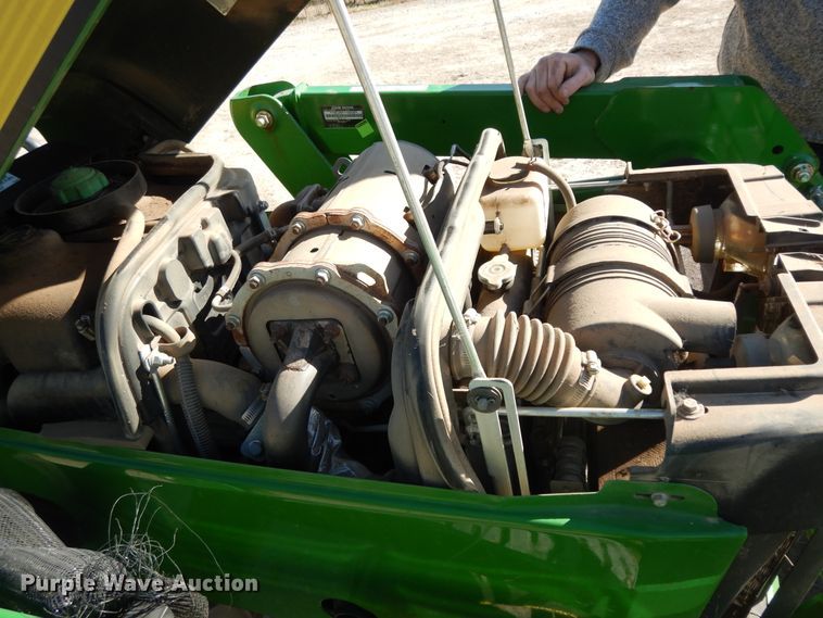 image for item EY9780 2016 John Deere 3032E  MFWD tractor