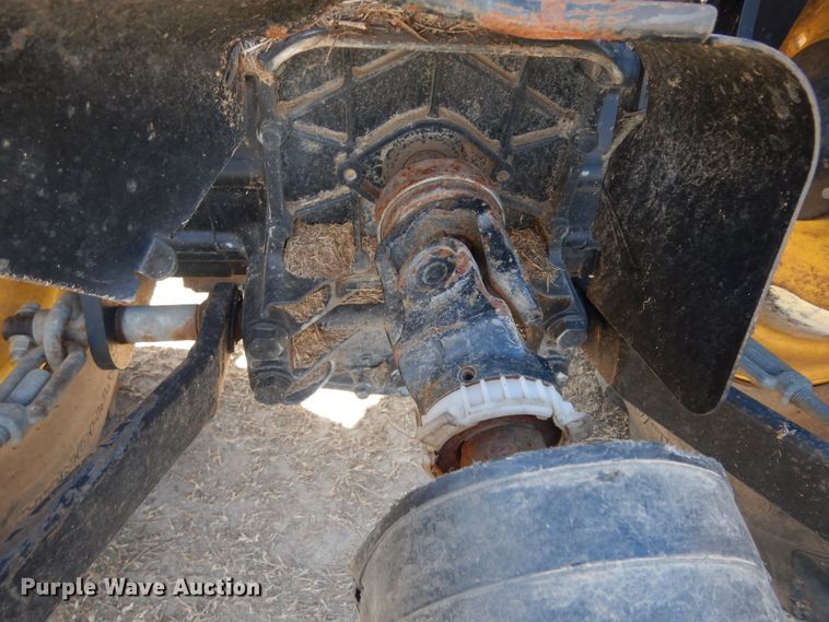 image for item EY9780 2016 John Deere 3032E  MFWD tractor