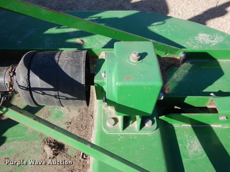 image for item EY9780 2016 John Deere 3032E  MFWD tractor