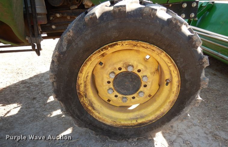 image for item EY9780 2016 John Deere 3032E  MFWD tractor