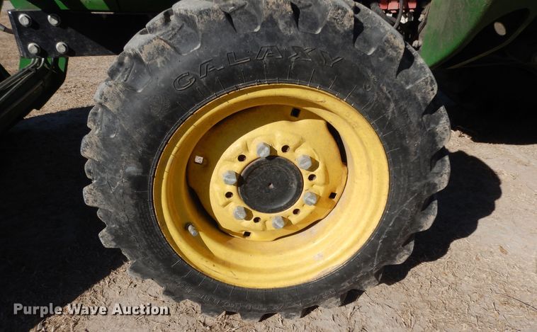 image for item EY9780 2016 John Deere 3032E  MFWD tractor