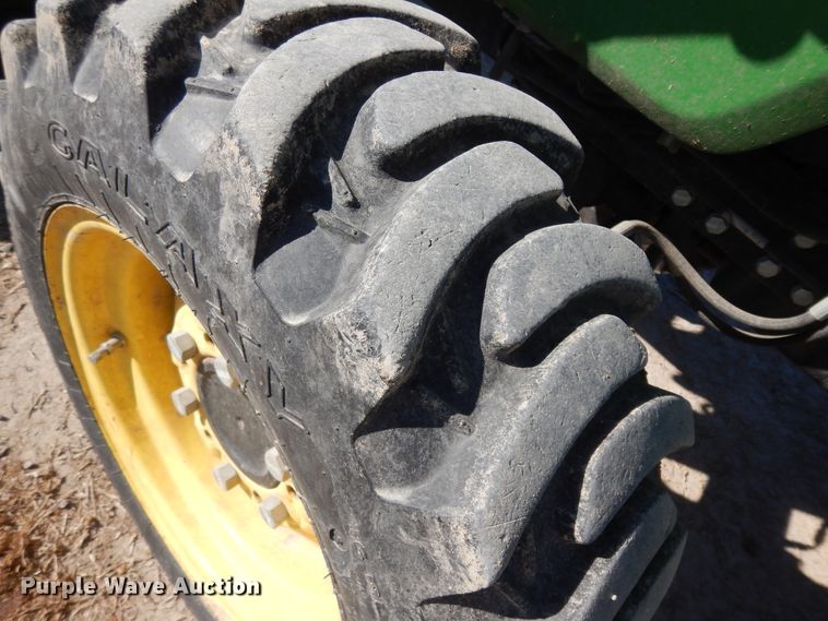 image for item EY9780 2016 John Deere 3032E  MFWD tractor