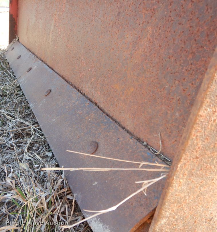 image for item EY9780 2016 John Deere 3032E  MFWD tractor